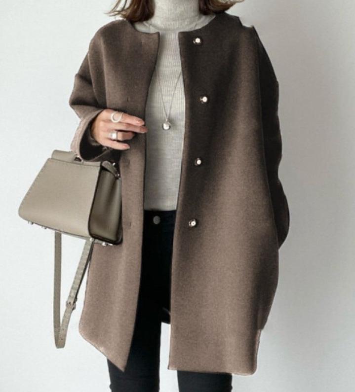 Lia | Elegant Straight Coat