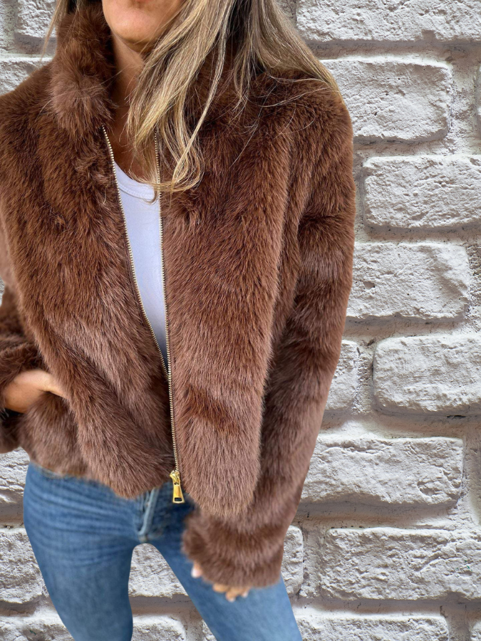 Tala | Cozy Fur Jacket