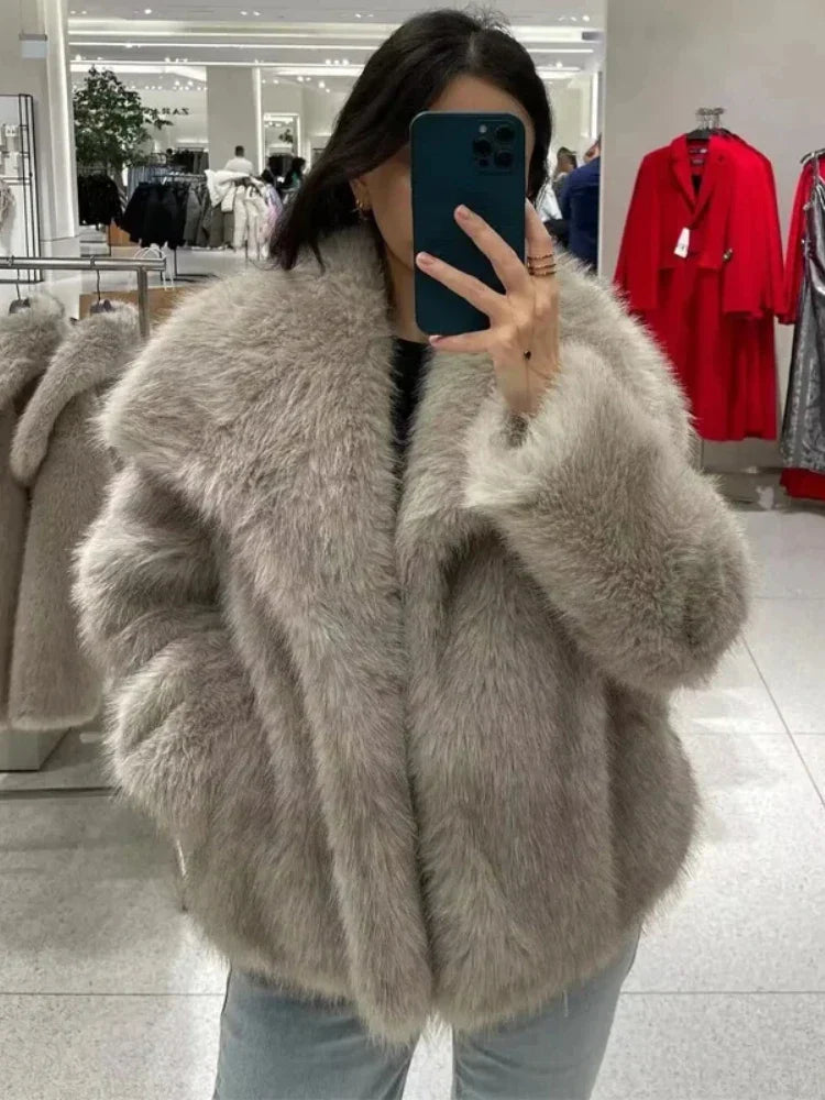 Mariya™ | Luxurious Faux Fur Coat