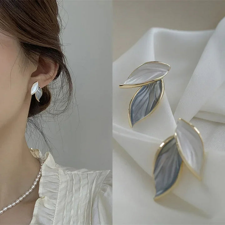 Mina | Leaf-Shaped Earrings